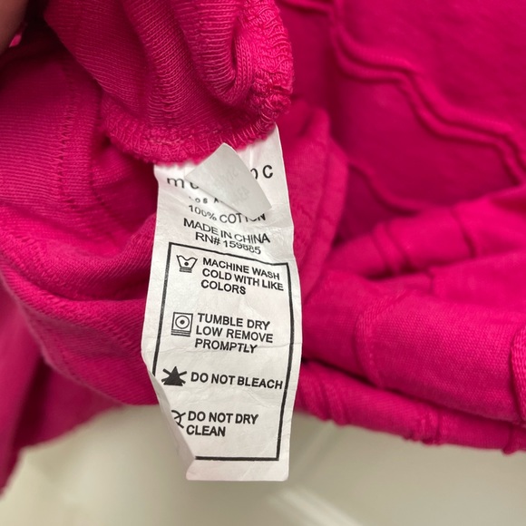 Mododoc Scalloped V-Neck Short Sleeve Tee Sz Large in Fuchsia Magenta - Picture 4 of 5